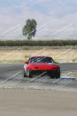 media/Sep-15-2024-Speed Ventures (Sun) [[7a54f7ed2f]]/Yellow Group/Session 1 (Outside Grapevine)/